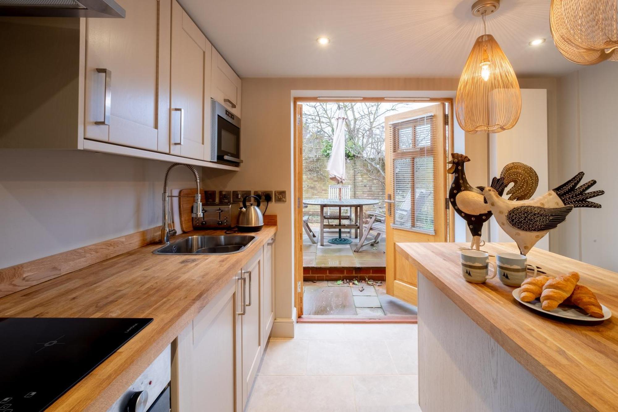 Church Farm Lodge Алдебург Екстериор снимка