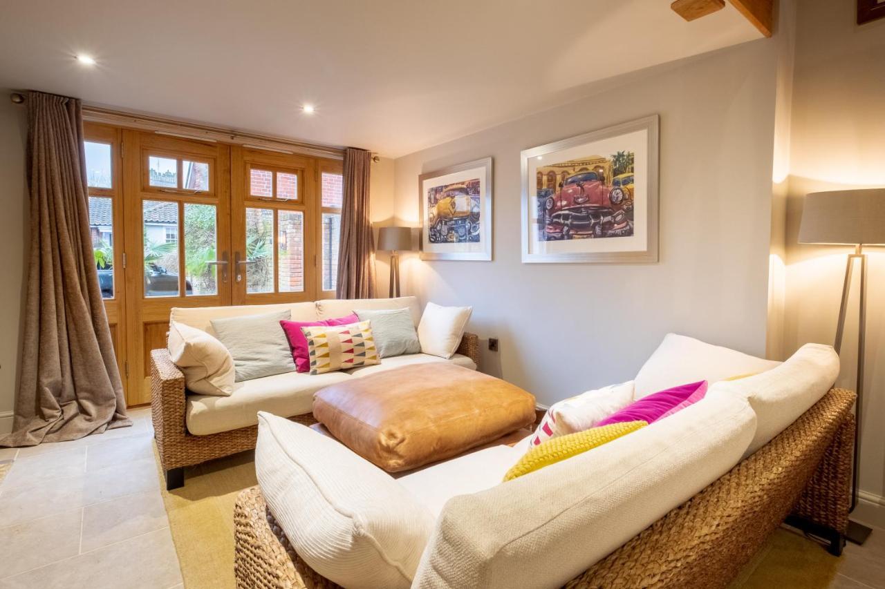 Church Farm Lodge Алдебург Екстериор снимка